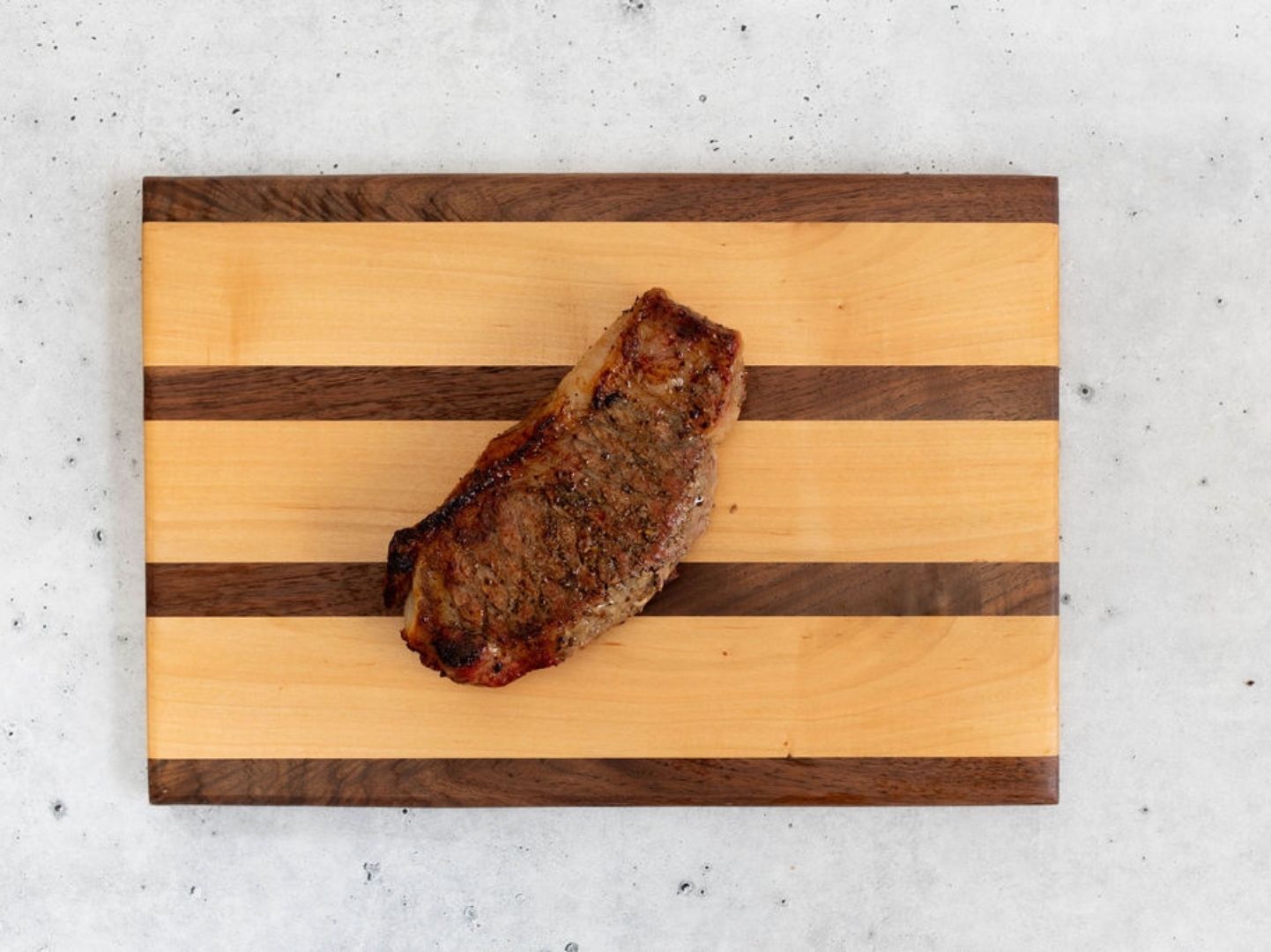 Oak Barn Beef New York Strip Steak - Nebraska Dry Aged Beef, oakbarnbeef.com
