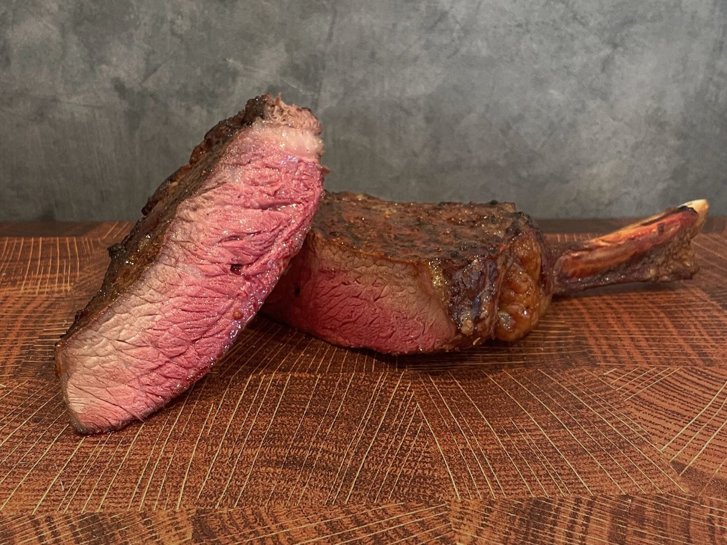 Tomahawk Steak | Dry Aged Steaks, oakbarnbeef.com