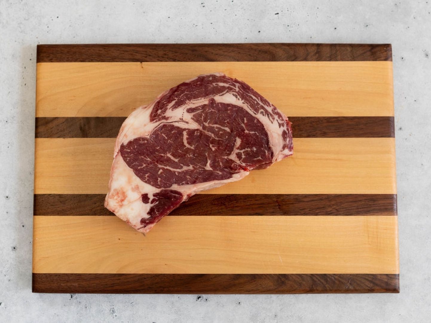 Oak Barn Beef Ribeyes - Boneless Nebraska Steaks dry aged, oakbarnbeef.com