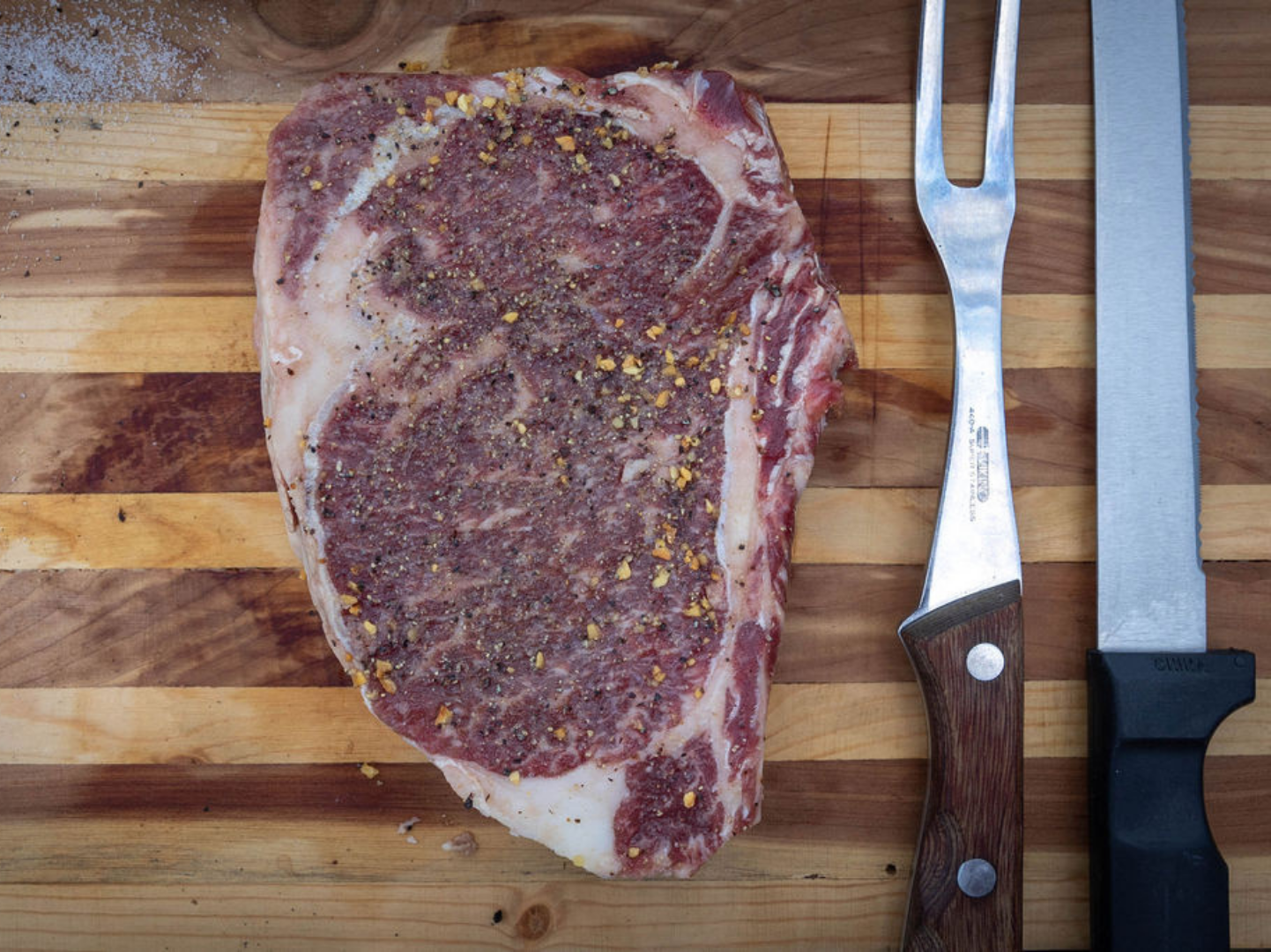 Oak Barn Beef Ribeyes - Boneless Nebraska Steaks dry aged, oakbarnbeef.com